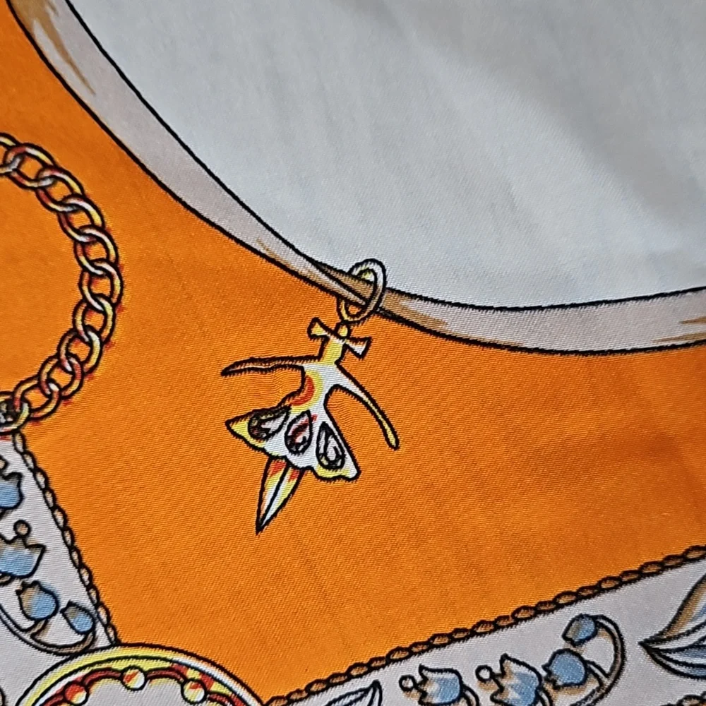 NWOT square orange chain strap scarf